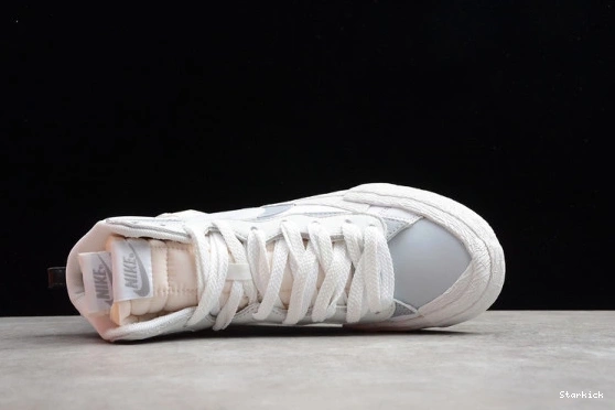 BLAZER NIKE WHITE MID BV0072-100 SACAI X 0813